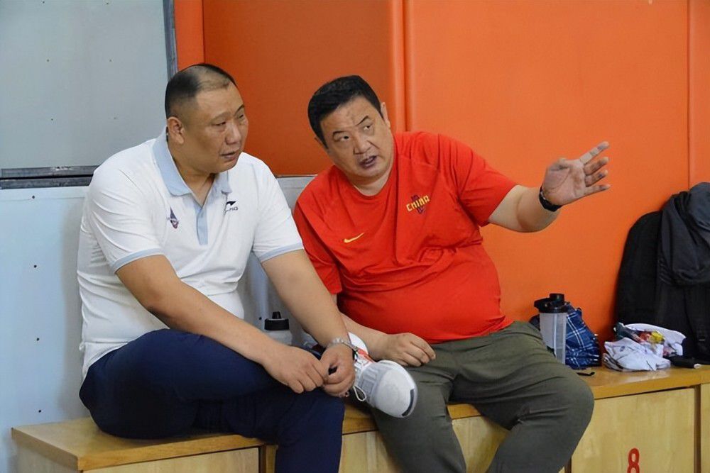 只是，这种事儿叶辰也不可能说出来，于是便笑着说道：我曾听闻港岛于静海是非常有名的玄学大师，不过倒是没见过面。